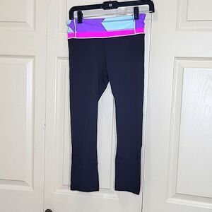 LULULEMON Cropped Black Legging with a Colorful Waistband Size 4